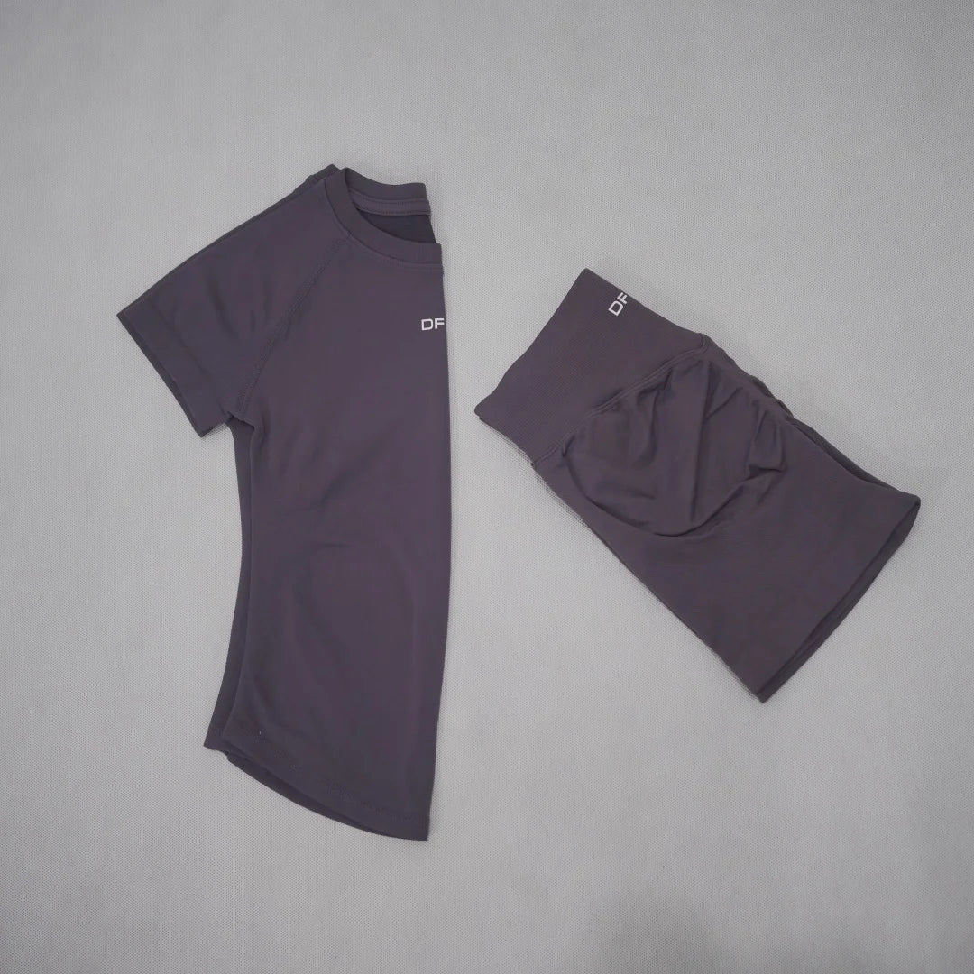 DF LOGO Women Seamless 2Pcs Sports Set Short Sleeve Yoga Outfit High Elastic Quick Dry Tummy Control Butt Lifting Running Shorts