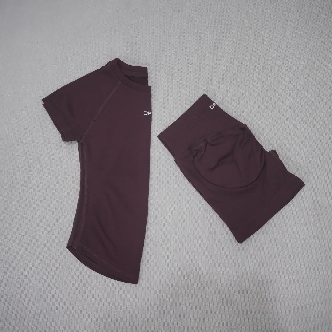 DF LOGO Women Seamless 2Pcs Sports Set Short Sleeve Yoga Outfit High Elastic Quick Dry Tummy Control Butt Lifting Running Shorts