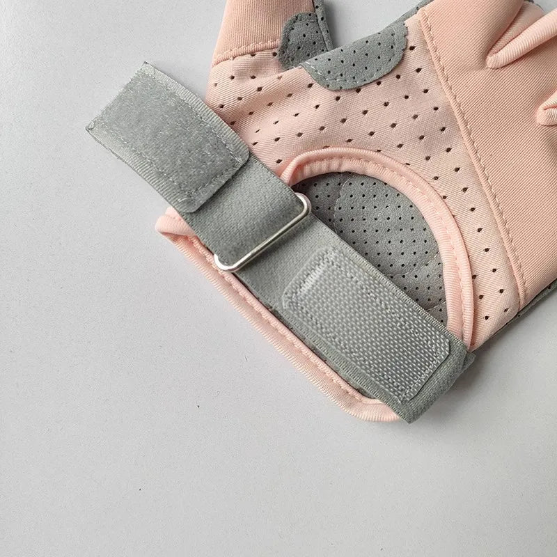 Women's Fitness Half Finger Gloves, Anti Slip, Wear-Resistant, Anti-Cocoon Yoga Spinning Bike Sports Cycling